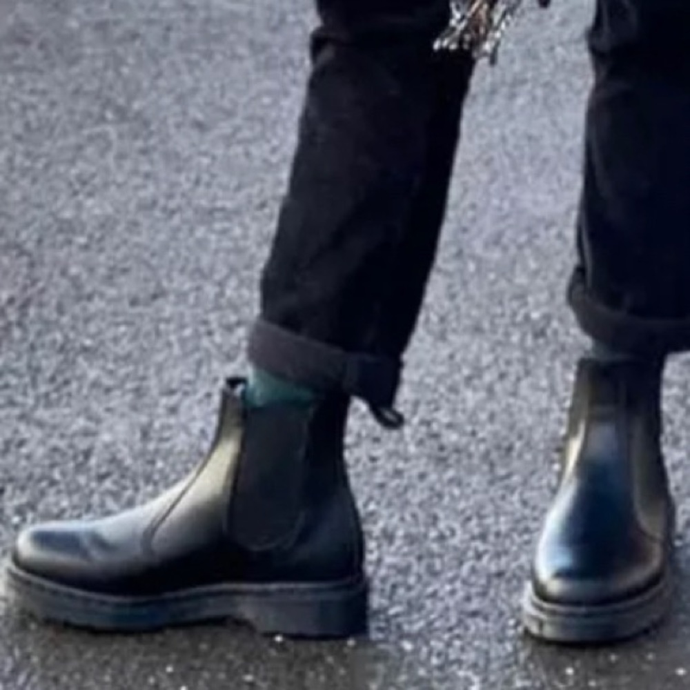 DR. MARTENS All Black 2976 Leather Chelsea Boots Men’s US 11